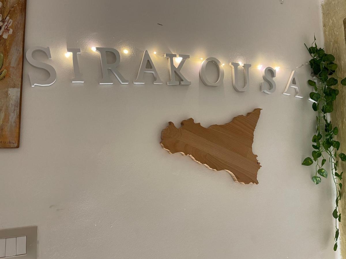 Sirakousai Sweet Home Syracuse Eksteriør billede