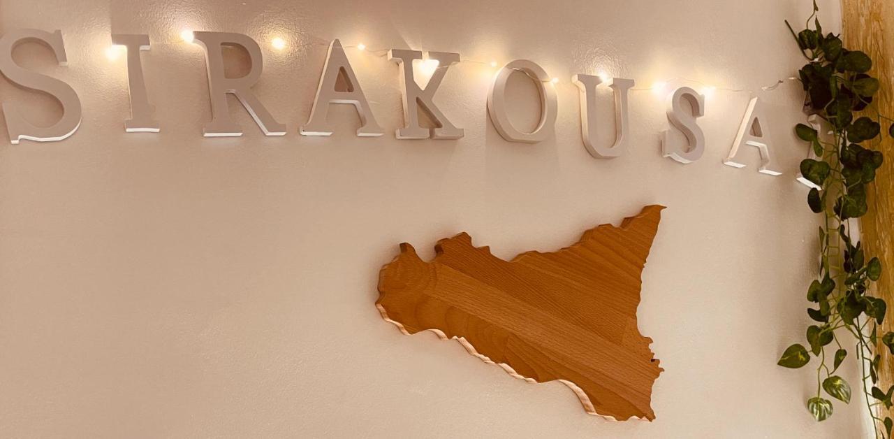 Sirakousai Sweet Home Syracuse Eksteriør billede
